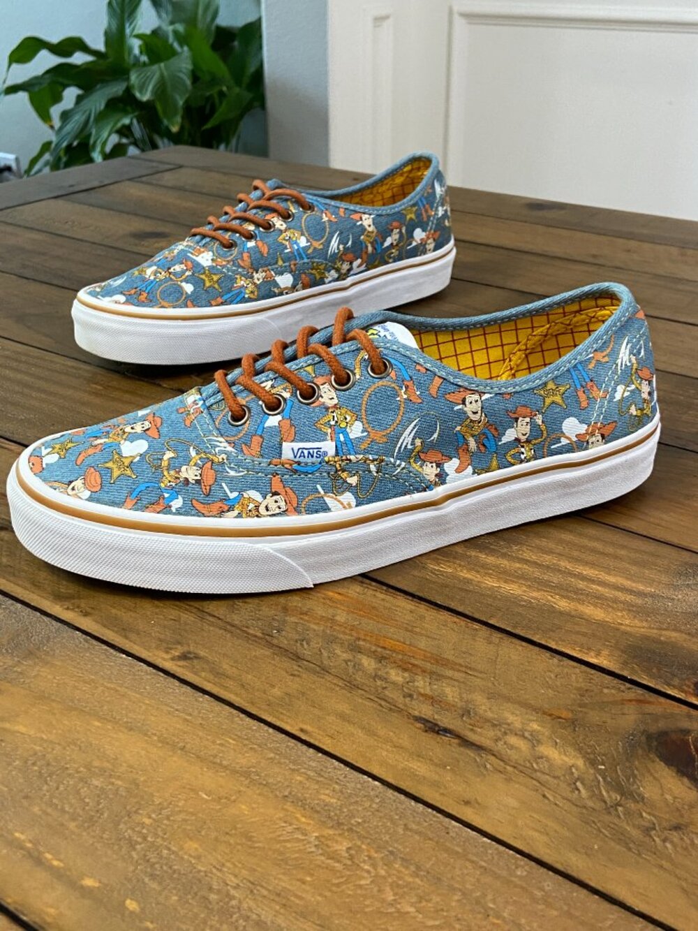 RARE Toy Story x Vans Authentic "Woody" Denim Sneakers Womens 10.5 Mens 9 - Picture 4 of 12